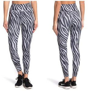 NWT Nike One Icon Clash 7/8 Training tights zebra print size Med